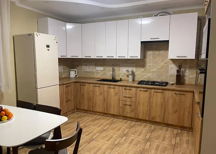 у східниці * Skhidnytsia